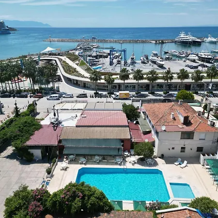 Marina Hause Holiday home *